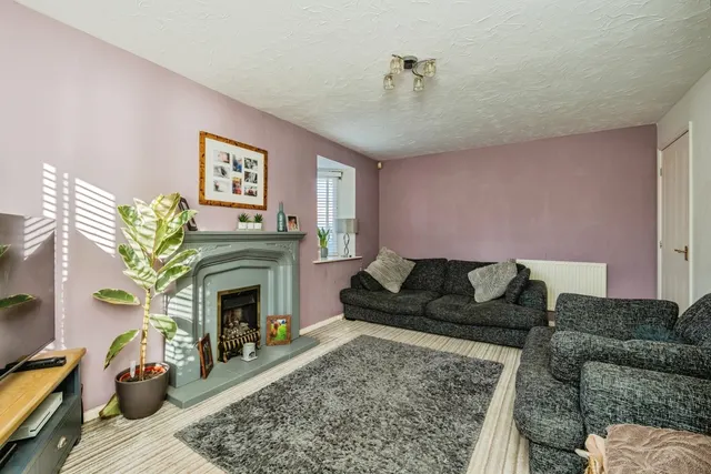 Photo 3 — Chedworth Drive, Manchester, Greater Manchester, M23