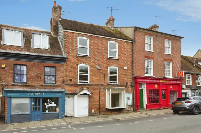 East Street, Blandford Forum, DT11, photo 1