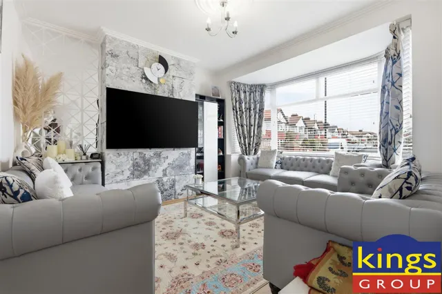Bexley Gardens, Edmonton, N9, photo 2