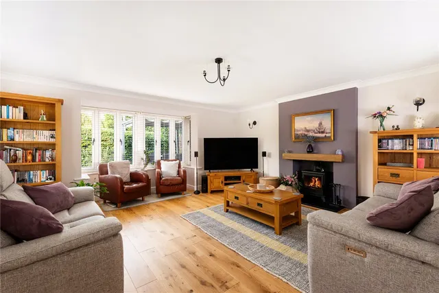 Cross Lane, Aldwincle, NN14, photo 2