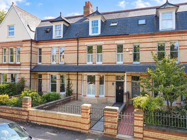 Clive Place, Penarth, CF64, photo 1