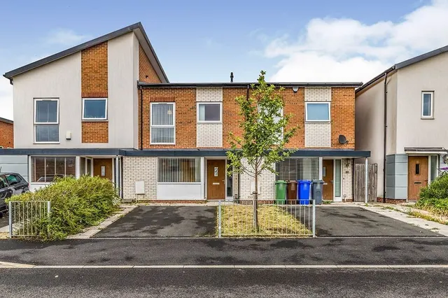 Dunsop Avenue, Manchester, M11, photo 1