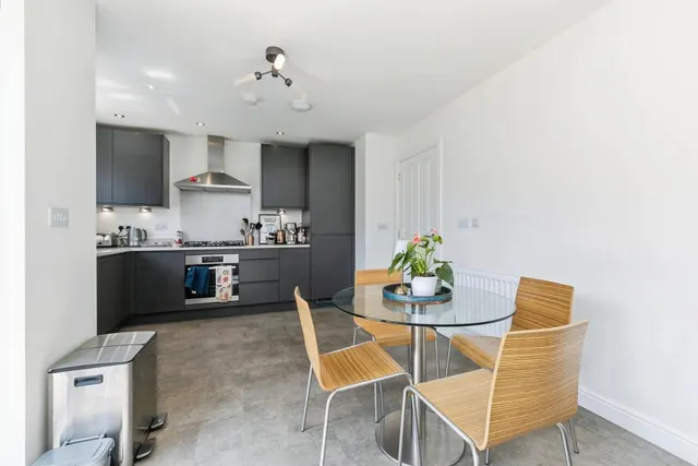 Photo 3 — Hole Beck Drive, Kirklevington, Yarm, TS15