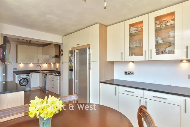 The Brow, Woodingdean, BN2, photo 3
