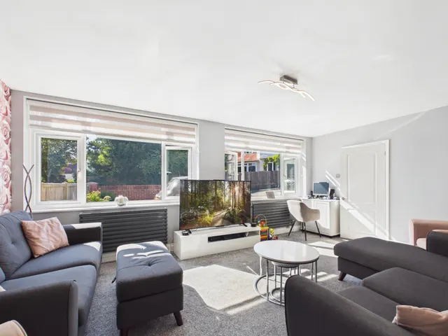 Widley Road, Cosham, PO6, photo 3