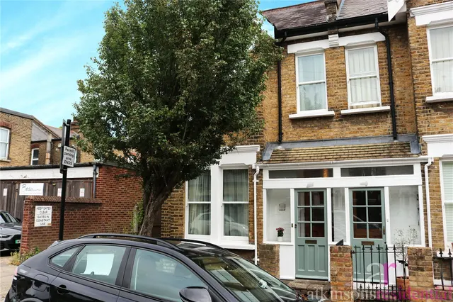 Manor Road, Enfield, Middlesex, EN2 0AR, photo 1