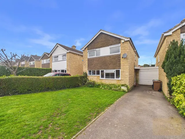 Oldbury Orchard, Churchdown, GL3, photo 1