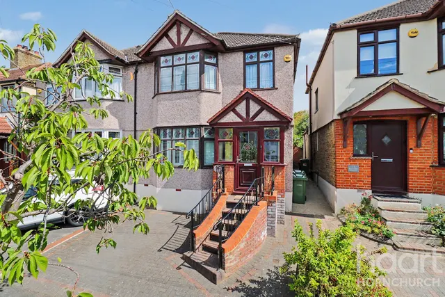 Boscombe Avenue, Hornchurch, RM11, photo 1