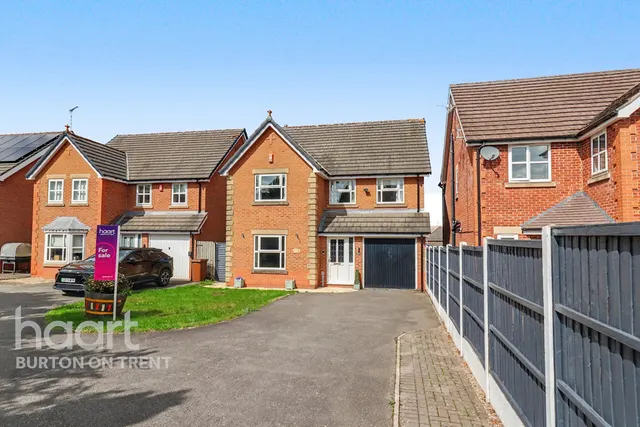 Sharpswood Manor, Swadlincote, DE11, photo 1