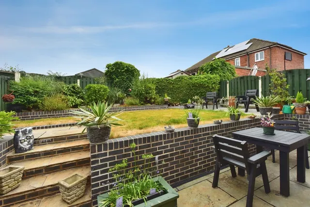 Rosegarth Avenue, Aston, S26, photo 2