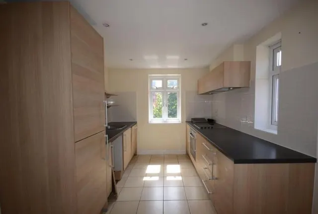 Gabriels Square, Lower Earley, RG6, photo 3