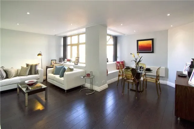 Kings Road, London, SW3, photo 1