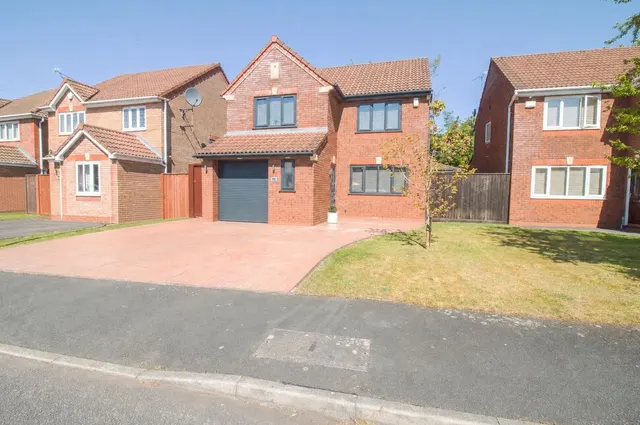 Coventry Avenue, Great Sutton, Cheshire, CH66, photo 1