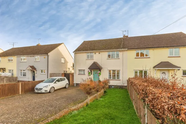 Clarence Road, Leighton Buzzard, LU7, photo 1