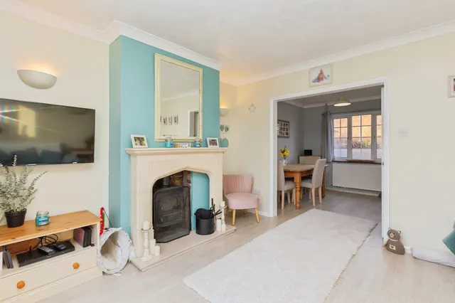 Clarence Road, Leighton Buzzard, LU7, photo 2