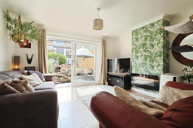 Washford Avenue, Cardiff, CF3, photo 2