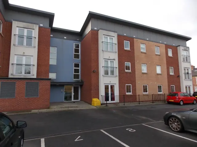 Wrendale Court, South Gosforth, NE3, photo 1