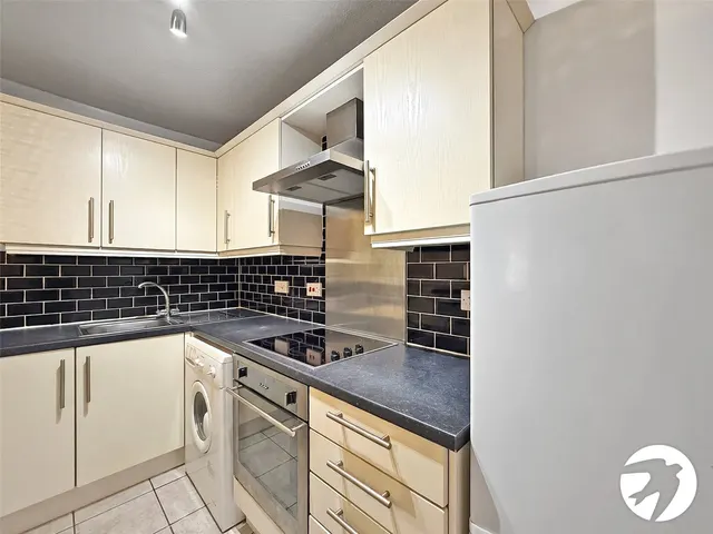 Wickham Close, Newington, ME9, photo 2