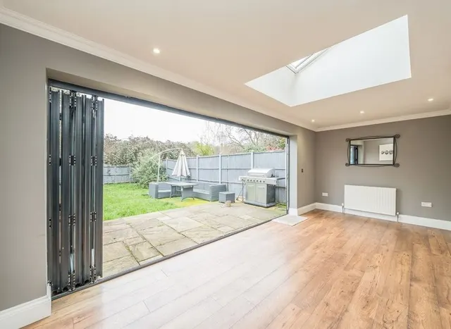 Glebe Side, Twickenham, TW1, photo 1