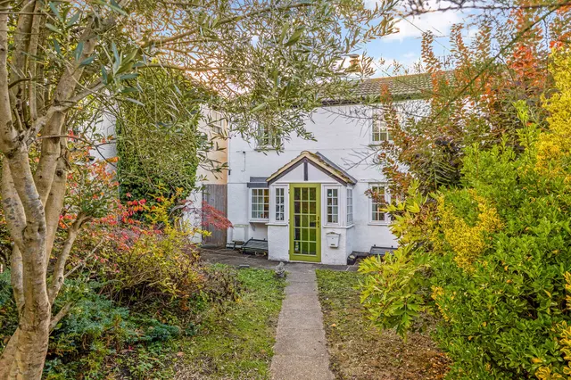 High Street, Godstone, RH9, photo 1