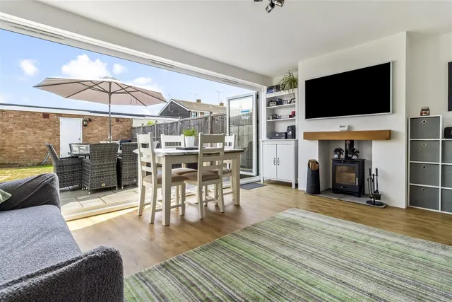 Photo 2 — Galsworthy Road, Goring-By-Sea