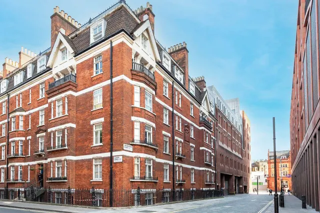 Gilbert Street, Mayfair, London, W1K 5HH, photo 1