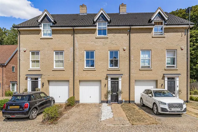 Pilgrim Court, Kennett, CB8, photo 3