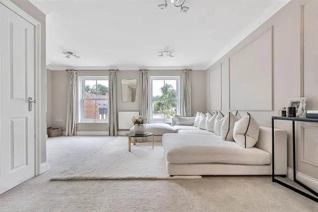 Pilgrim Court, Kennett, CB8, photo 2
