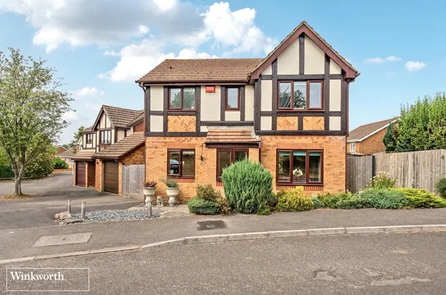 Primrose Gardens, Hatch Warren, RG22, photo 1