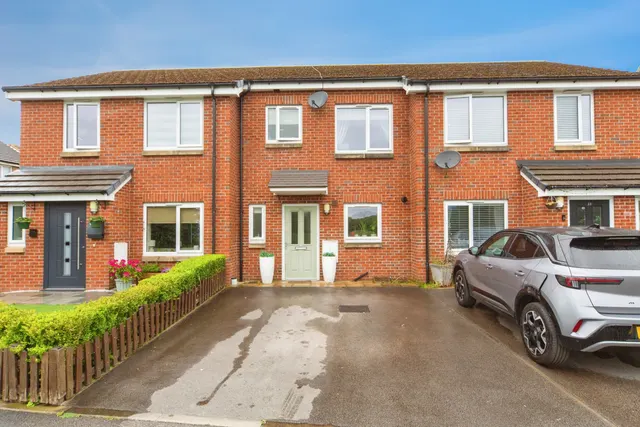 Bridge Meadow Road, Wirral, CH49, photo 1