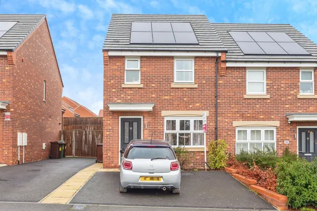 Stanley Parkway, Stanley, Wakefield, photo 1