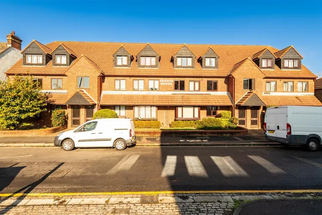 Grange Road, Gravesend, DA11, photo 1