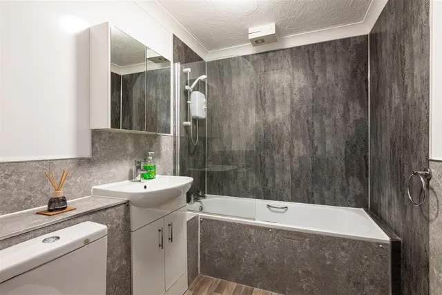 Grange Road, Gravesend, DA11, photo 3