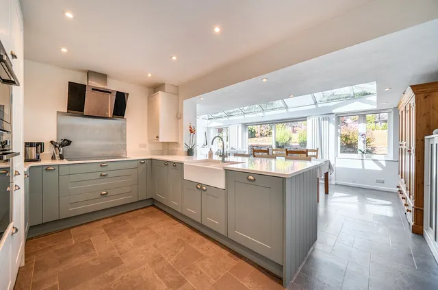 Bentley Close, Kings Worthy, SO23, photo 3