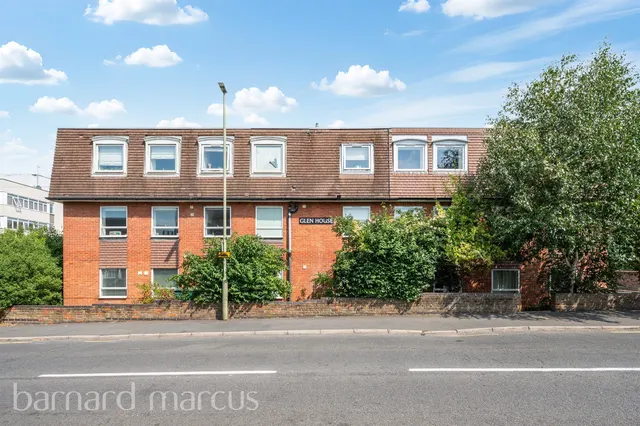 East Street, Epsom, photo 1