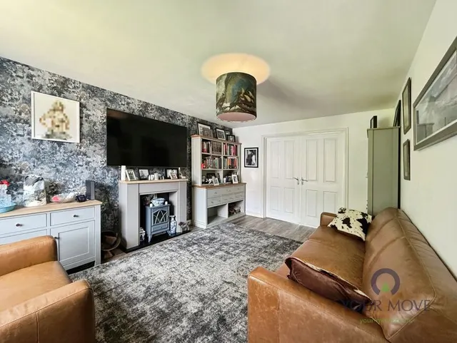 Photo 3 — Halls Close, Radcliffe, Greater Manchester, M26