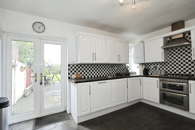 Photo 3 — Evans Street, Crewe, Cheshire, CW1