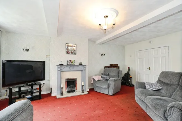 Photo 2 — Evans Street, Crewe, Cheshire, CW1