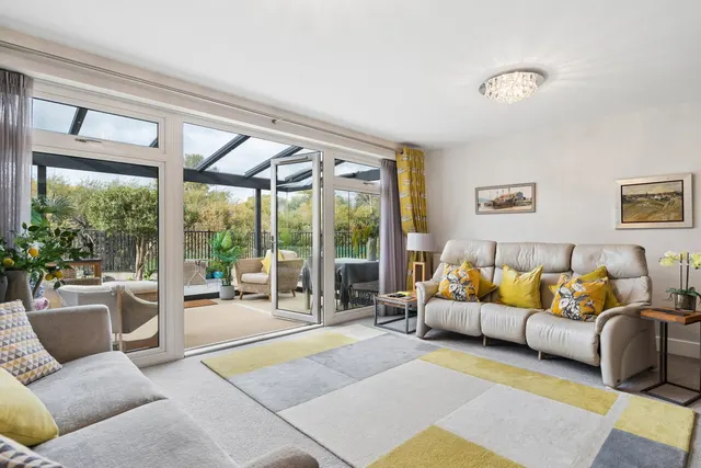 Royal Quay, Harefield, UB9, photo 2