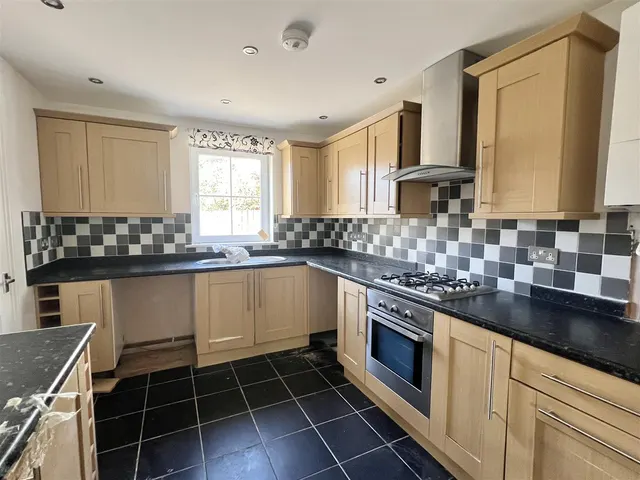 Bakery Close, St. Austell, photo 2
