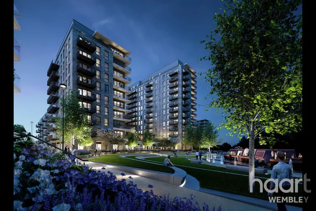 Beresford Avenue, Wembley, HA0, photo 1