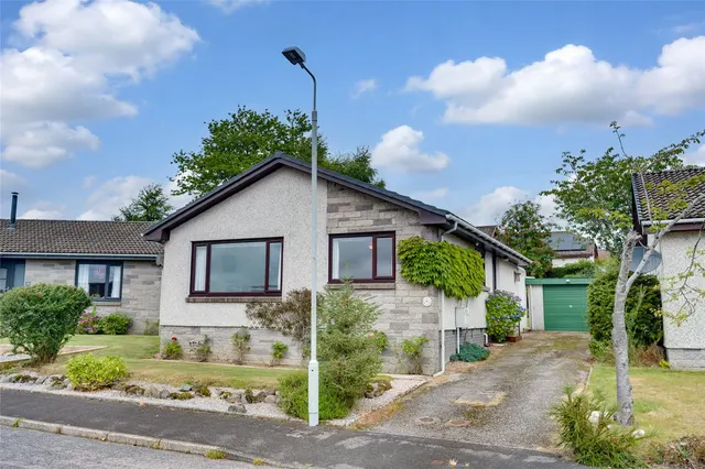 Sunnyside Crescent, Drumoak, AB31, photo 1