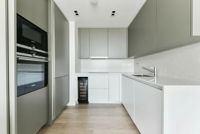 Photo 3 — Bollinder Place, Carrara Tower, EC1V
