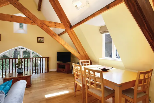 Warrenne Way, Reigate, RH2, photo 1