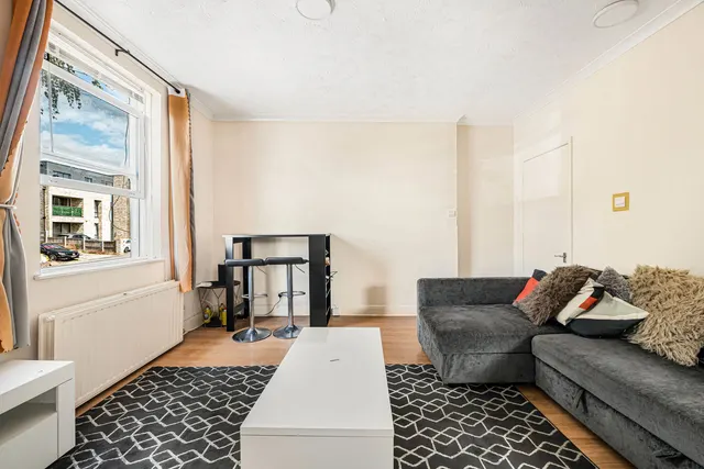 Holmesdale Road, London, SE25, photo 2