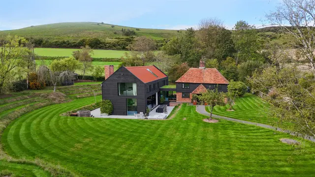 Bluehouse Lane, Saltwood, CT21, photo 1