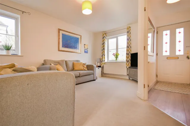 Photo 3 — Woodland Walk, Aldershot, Hampshire, GU12 4FF
