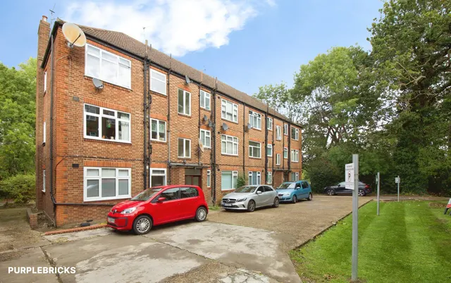 Finchley Park, London, N12, photo 3