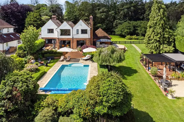 Windsor Lane, Little Kingshill, Great Missenden, Buckinghamshire, HP16 0DL, photo 1