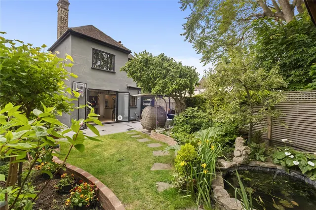 Atherton Road, London, SW13, photo 1